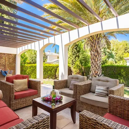 Villa Iliana
